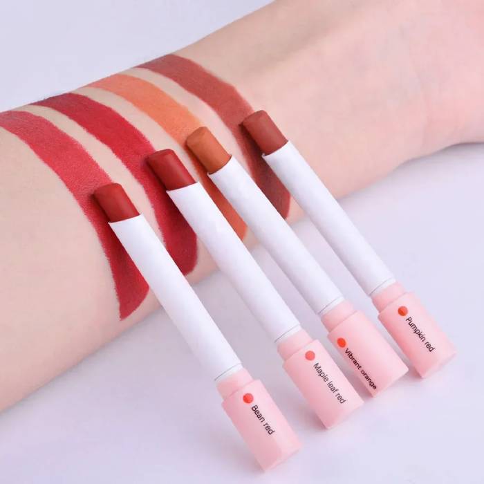4 Colors Matte Cigarette Lipstick Set