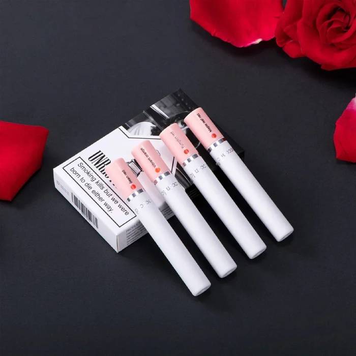 4 Colors Matte Cigarette Lipstick Set