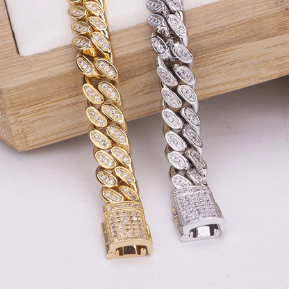 Luxury Stainless Steel Rhinestone Dog Collar – Stylish & Durable Pet Chain